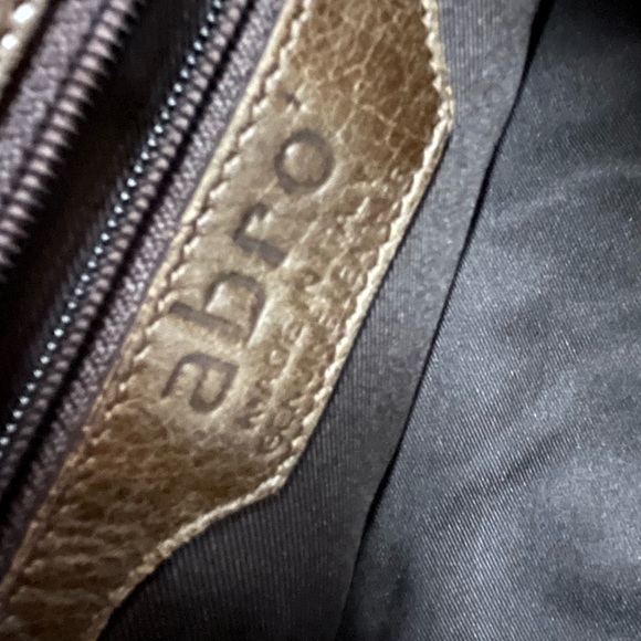 Abro-Large Hobo Shoulder bag Chocolate Brown Distressed leather w/ gunmetal-EUC - Picture 13 of 13